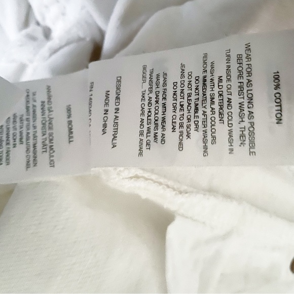 NWOT Rollas Classic High Rise Straight Leg Jean in Vintage White size 26 - Picture 13 of 16